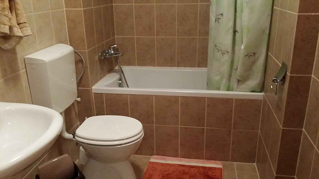 One-bedroom apartment in Budva, in an excellent location — photo 10